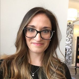 Meet your Posher, Robyn